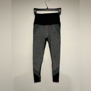 Beyond Yoga Gray and Black Leggings